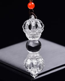 An Exquisite Crystal Vajry Pestle Pendant
