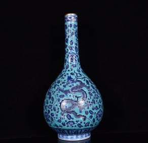 An Exquisite Turquoise Glazed Blue and White Lotus and Dragon Pattern Vase