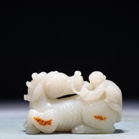 An Exquisite White Jade Beast Ornament