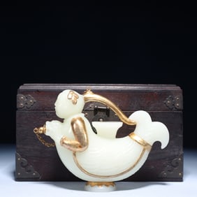 An Exquisite White Jade Cover with Gold Figure Pot