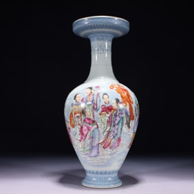 An Exquisite Famille-Rose Painted Gold Character and Story Pattern Vase,with poem