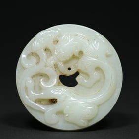 An Exquisite White Jade Chi-Dragon Pattern Pendant