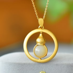An Exquisite Bronze-Gold Plated Inlaid White Jade Gourd Necklace