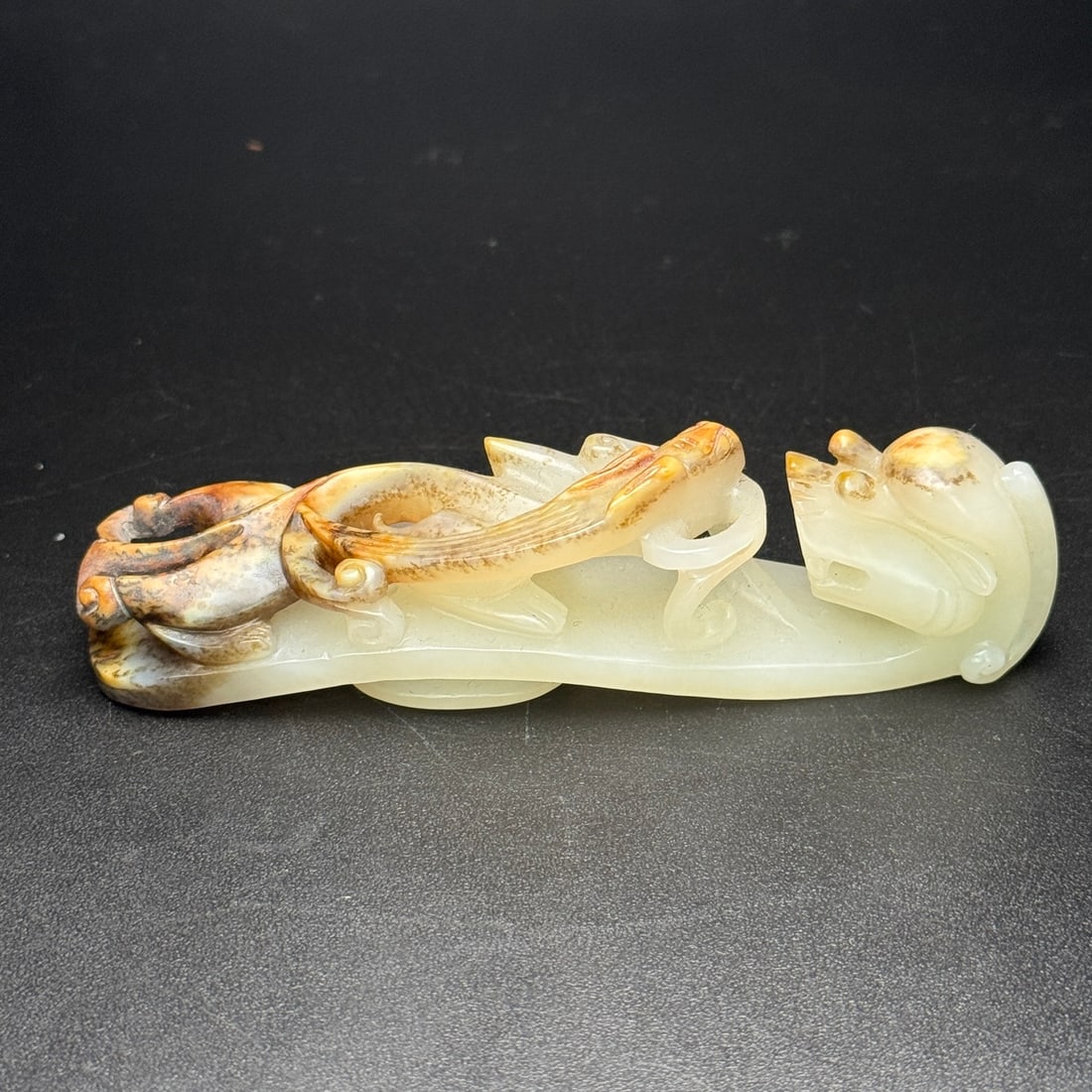 An Exquisite White Jade Dragon Pattern Hook - 3