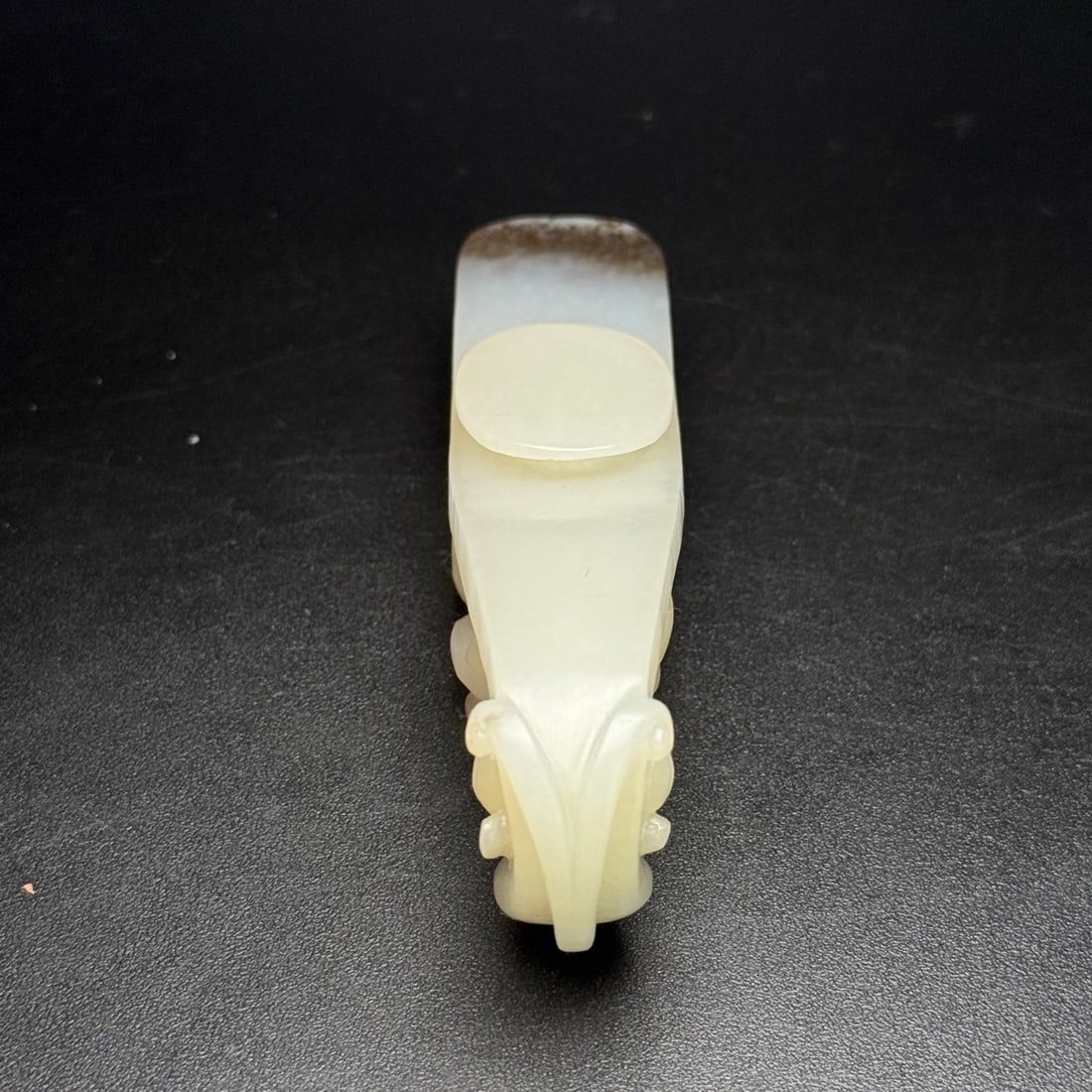 An Exquisite White Jade Dragon Pattern Hook - 5