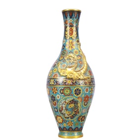 An Exquisite Cloisonne Chi-Dragon and Flower Pattern Vase
