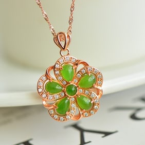 An Exquisite Sterling Silver Inlaid Jasper Necklace,Inlaid Diamond