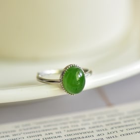 An Exquisite Sterling Silver Inlaid Jasper Ring