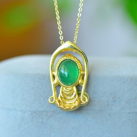 An Exquisite Pendant