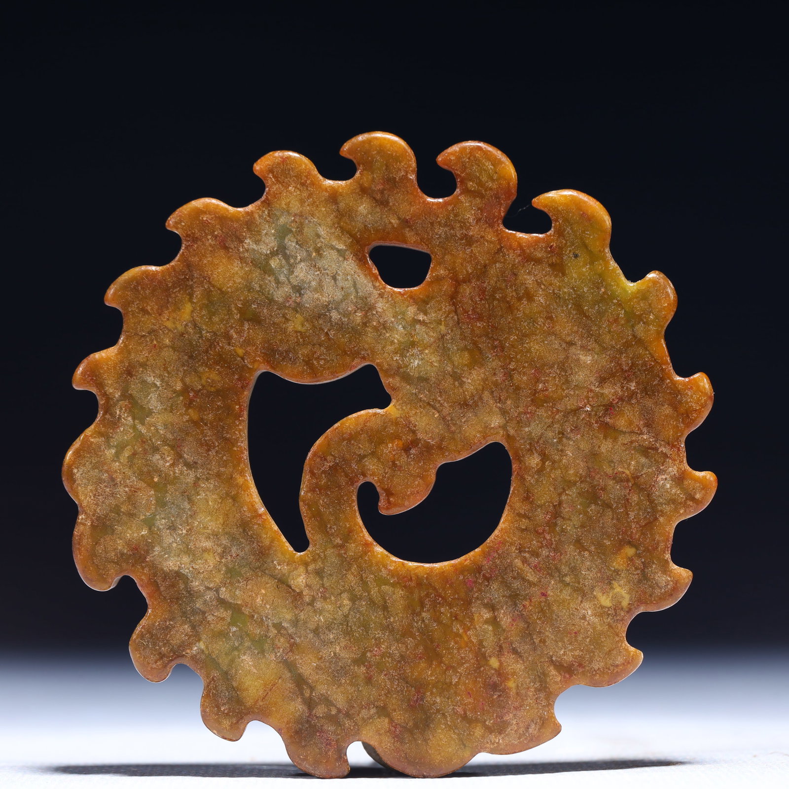 An Exquisite Archaic Jade Dragon Pattern Pendant - 3
