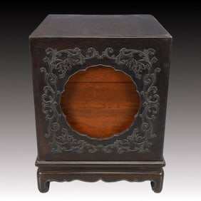 A Rare Zitanwood Flower Pattern Box