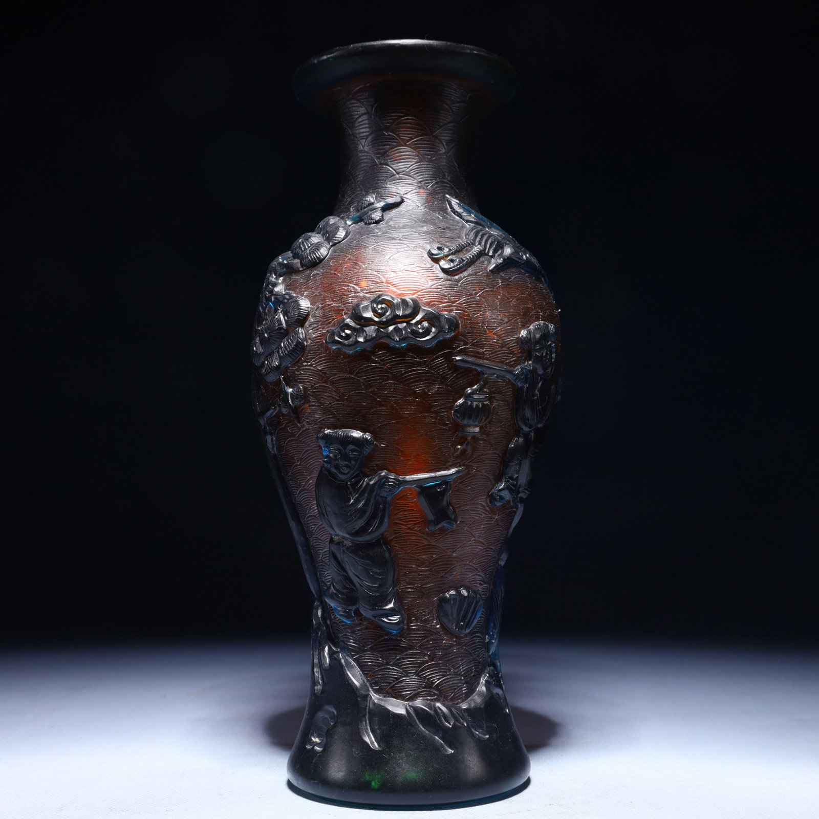 An Exquisite Glass Figure Pattern Vase - 6