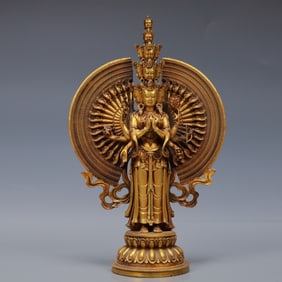 An Exquisite Gilt Bronze Statue of Thousand-hand Guanyin