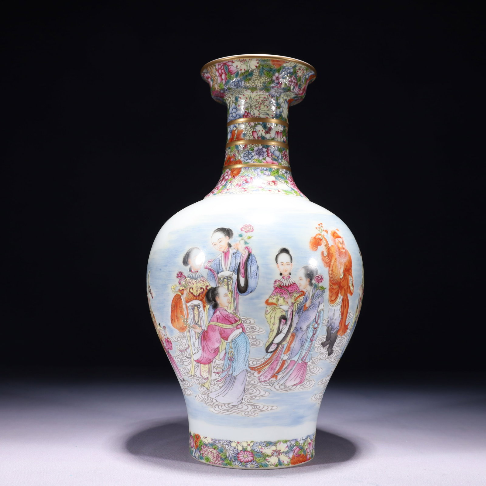 An Exquisite Famille-Rose Painted Gold Character and Story Pattern Vase,with poem: An Exquisite Famille-Rose Painted Gold Character and Story Pattern Vase,with poem,Qing Dynasty,China,Qianlong Six-character Mark,Size:5.9inx12.2in,Weight:1750g 粉彩描金人