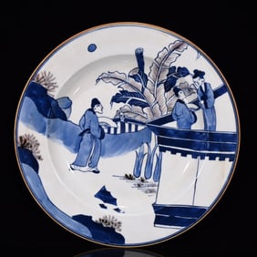 An Exquisite Blue and White Character and Story Pattern Plate