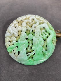 An Exquisite Jadeite Hollow Figure Pattern Pendant