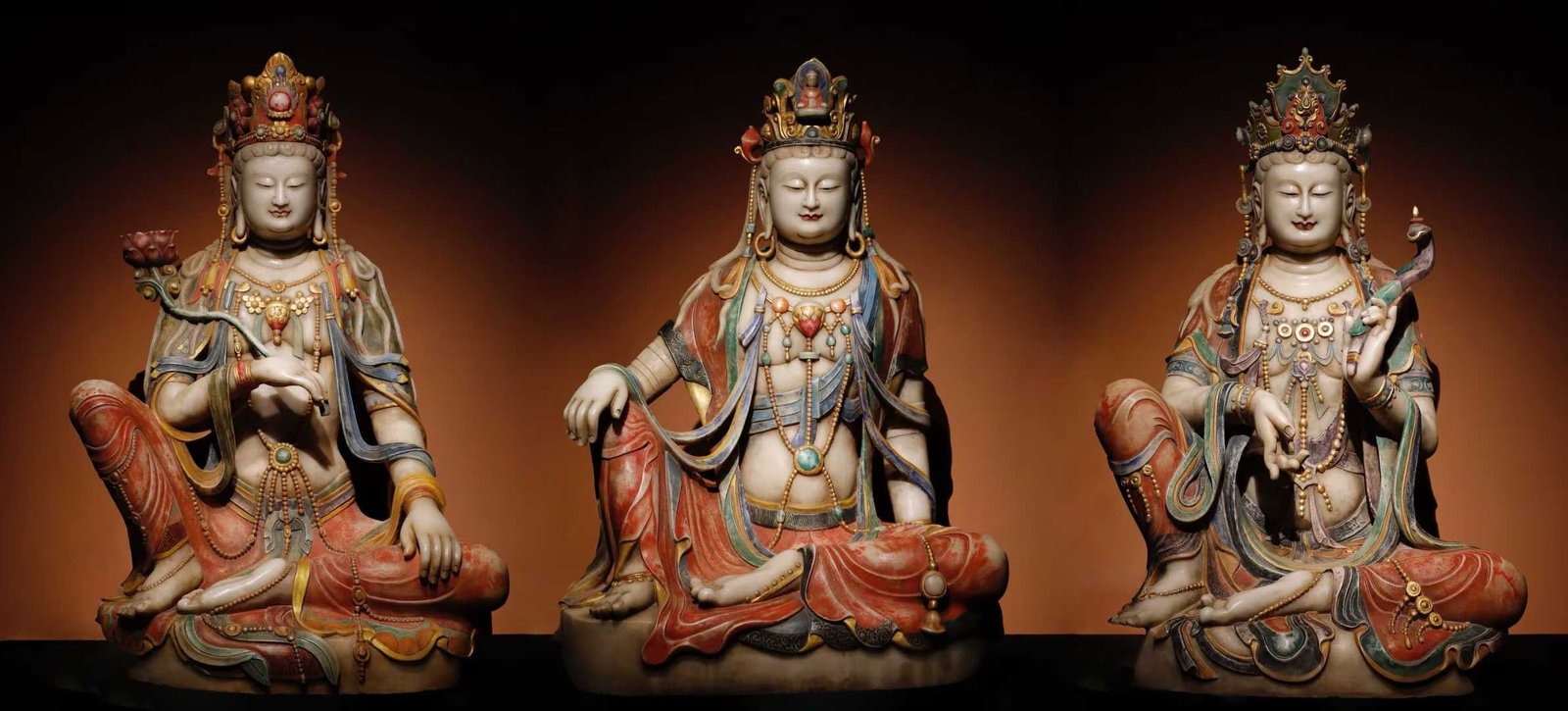 A Set of Solemn Marble Painted Color Statue of Bodhisattva: A Set of Solemn Marble Painted Color Statue of Bodhisattva,Tang Dynasty,China,Size:41.7inx30.3inx21.7in 一套汉白玉彩绘菩萨像,中国