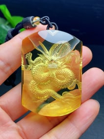 An Exquisite Crystal Dragon Pattern Pendant