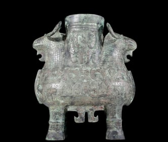 A precious bronze lamb's ear bottle