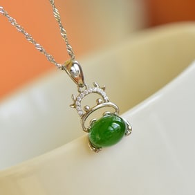An Exquisite Sterling Silver Inlaid Jasper Pendant,Inlaid Diamond