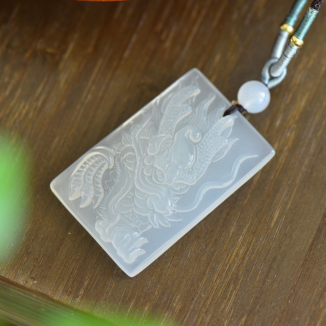 An Exquisite Jadeite Dragon Pattern Pendant - 4