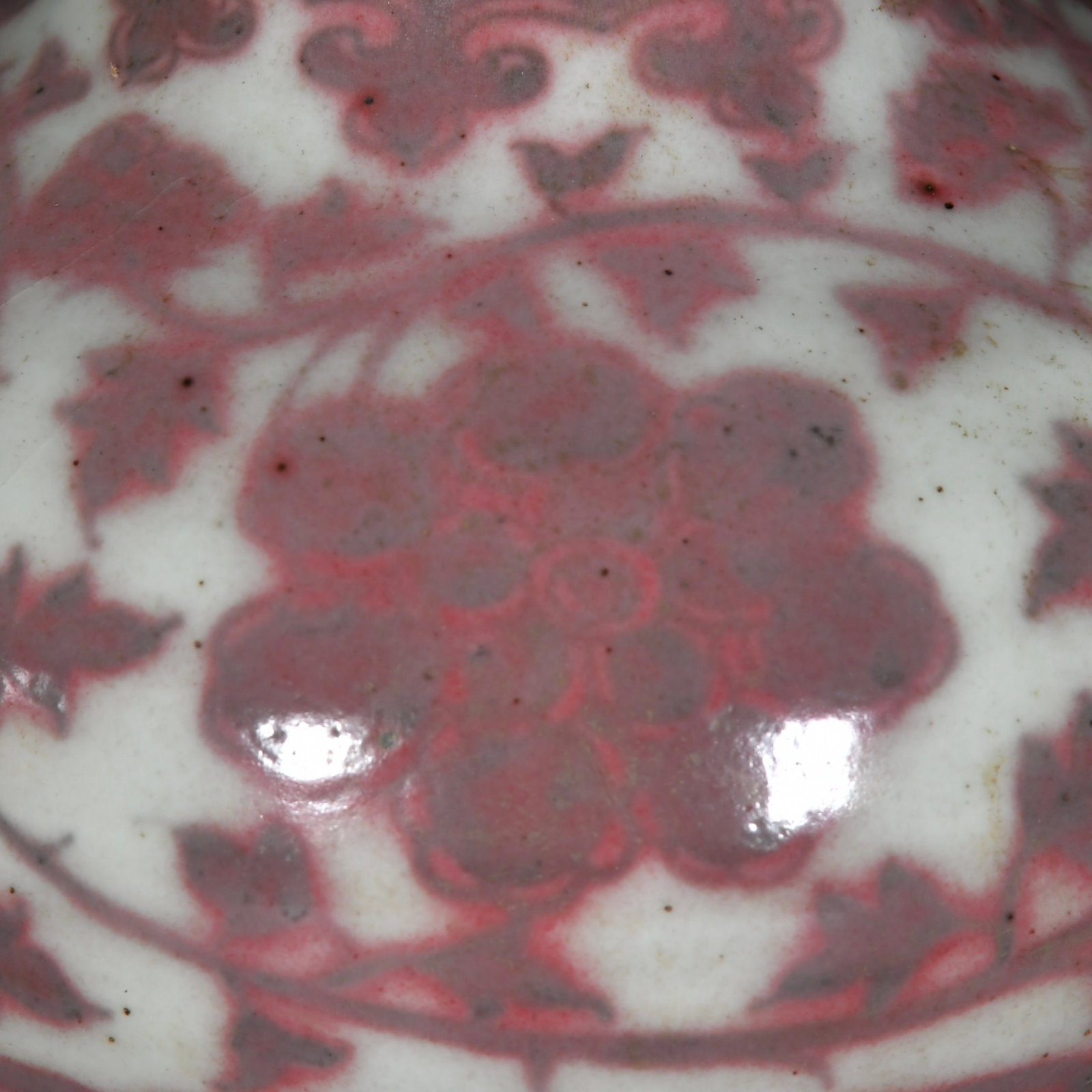 An Exquisite Underglaze-Red Peony Pattern Vase - 4