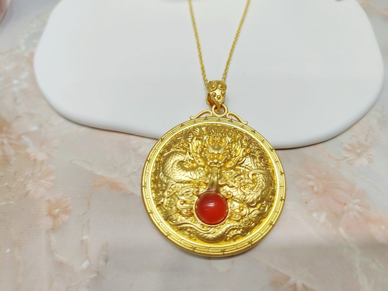 An Exquisite Dragon Pattern Pendant - 2