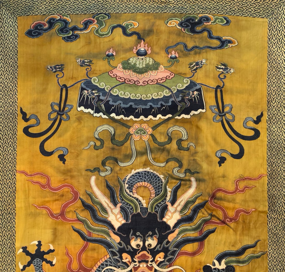 A Precious Auspicious Cloud and Dragon Pattern Kesi - 3