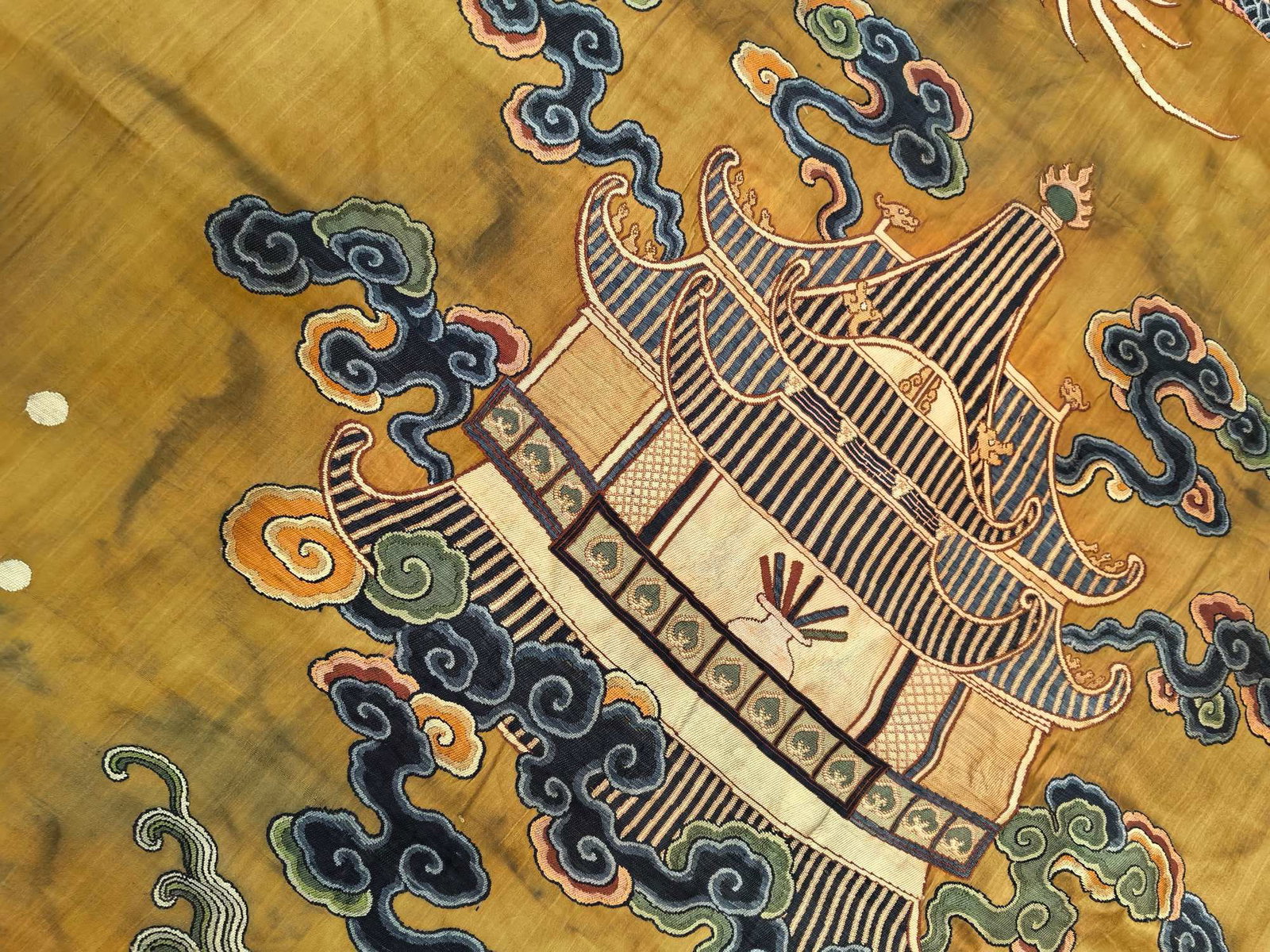 A Precious Auspicious Cloud and Dragon Pattern Kesi - 4