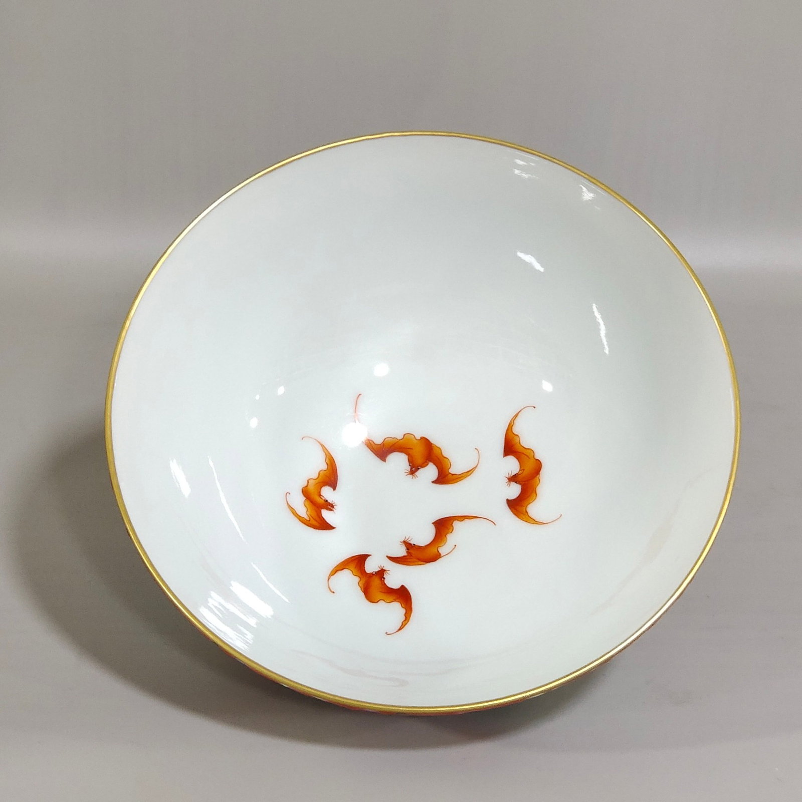 A Pair of Exquisite Ruby Red-Ground Famille-Rose Painted Gold Pine,Bamboo and Plum Blossom Pattern - 2