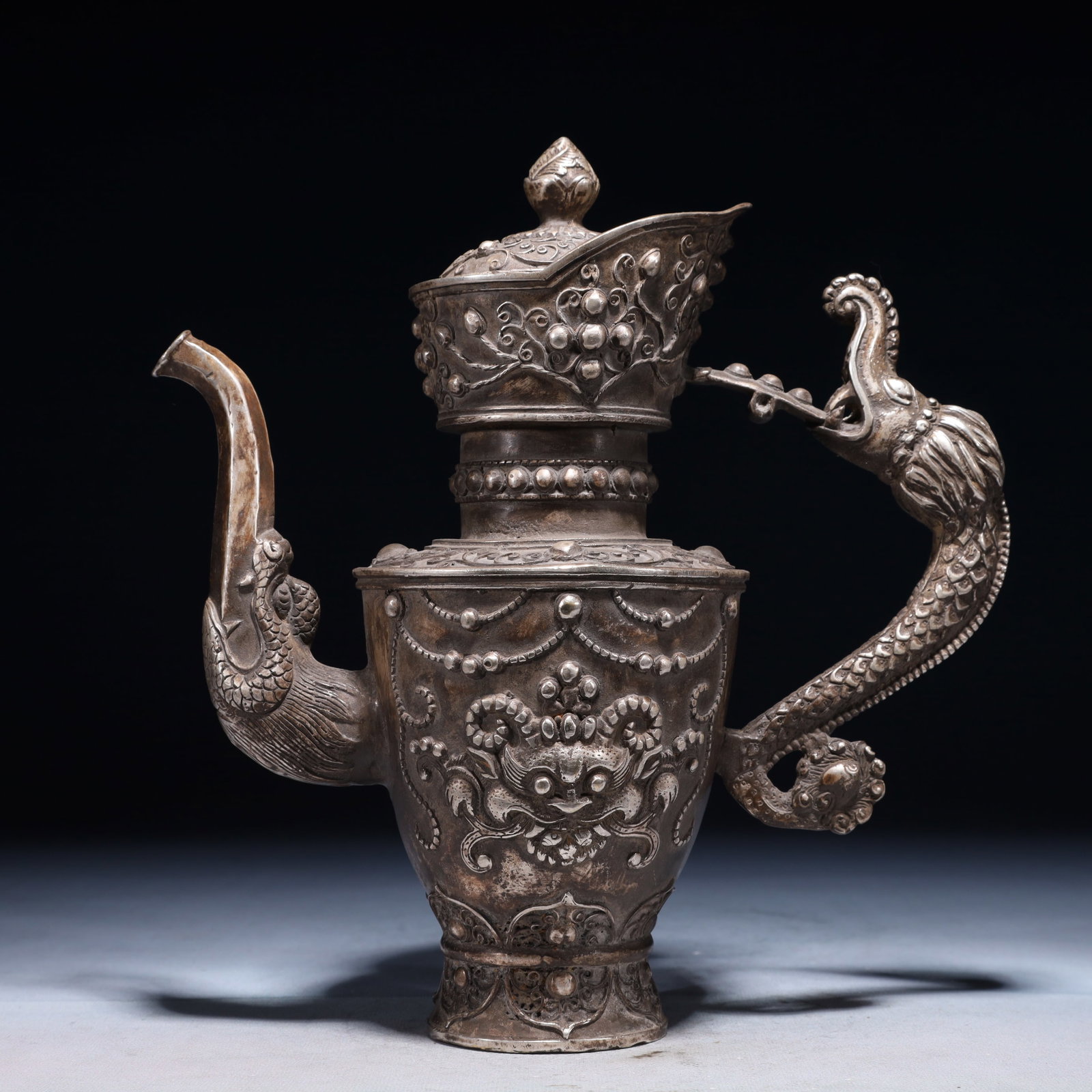 An Exquisite Silver-plated Bronze Beast-Face Pattern Ewer: An Exquisite Silver-plated Bronze Beast-Face Pattern Ewer,Qing Dynasty,China,Size:9.8inx4.3inx10.6in,Weight:1600g 铜镀银兽面纹执壶,中国ę