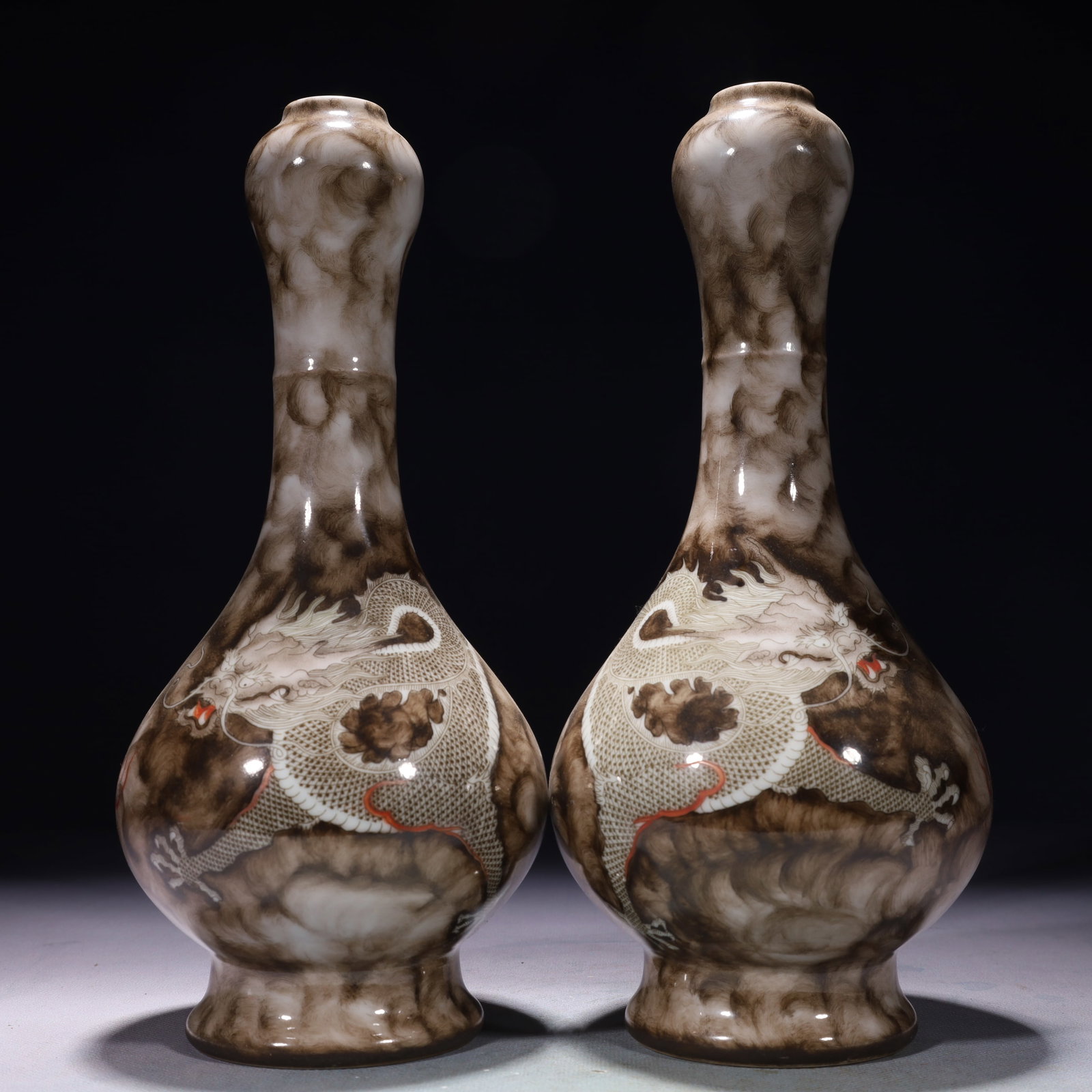 A Pair of Exquisite Ink Color Auspicious Cloud and Dragon Pattern Vases: A Pair of Exquisite Ink Color Auspicious Cloud and Dragon Pattern Vases,Qing Dynasty,China,Qianlong Six-character Mark,Size:4.3inx10.6in,Weight:1600g 一对墨彩祥云&#