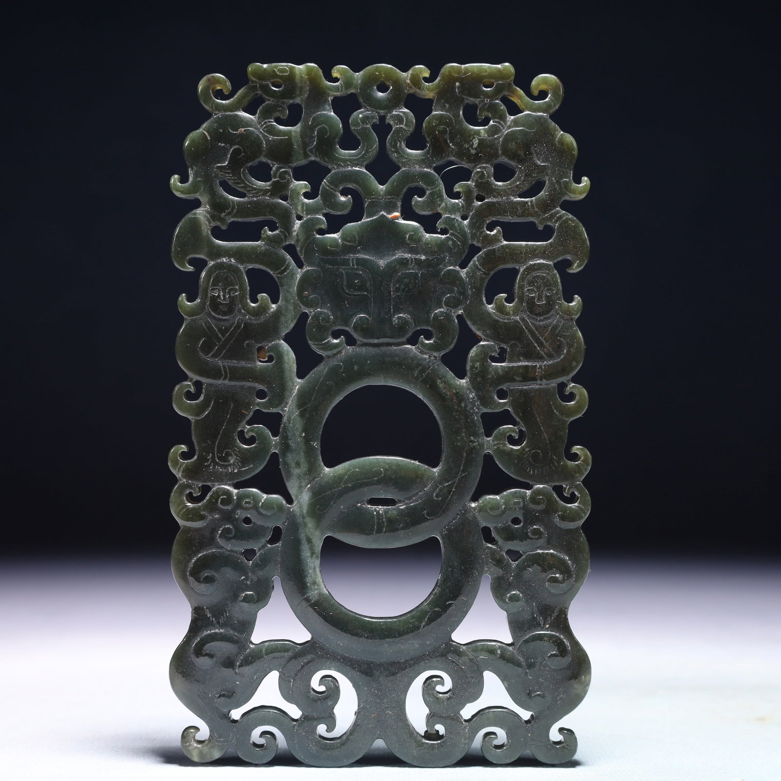 An Exquisite Jasper Beast-Face Pattern Pendant - 6