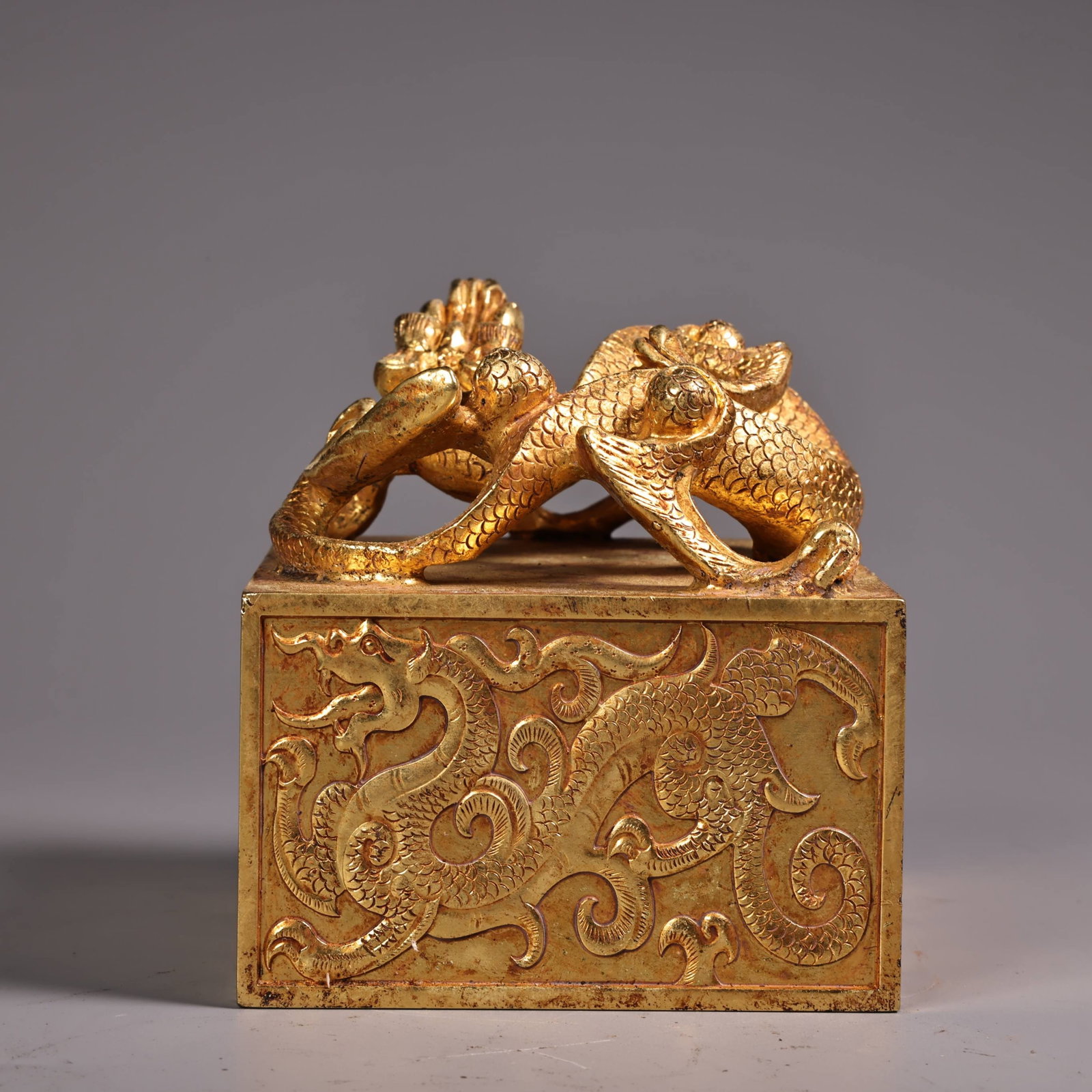 An Exquisite Gilt Dragon Pattern Seal - 4