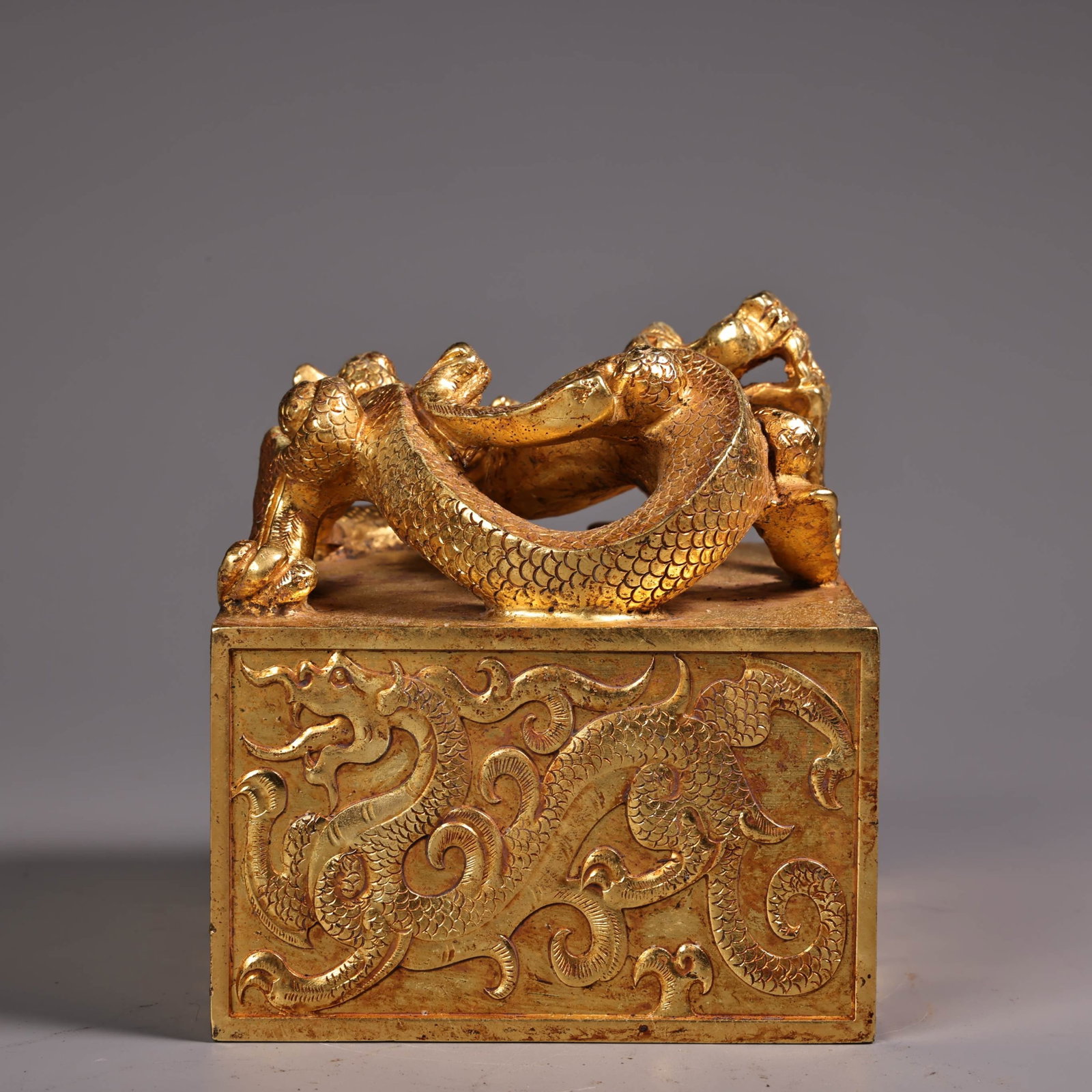 An Exquisite Gilt Dragon Pattern Seal - 5
