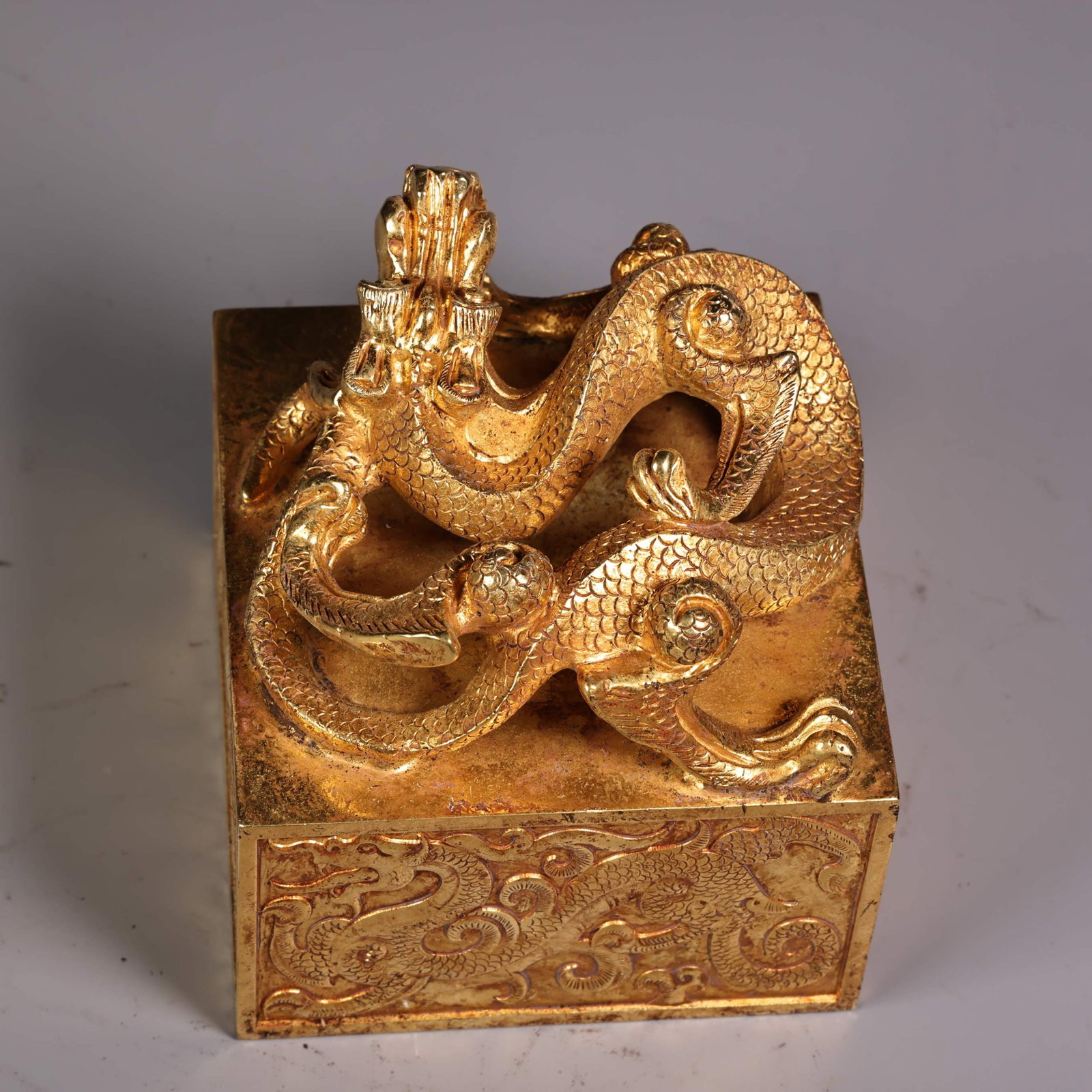 An Exquisite Gilt Dragon Pattern Seal - 8