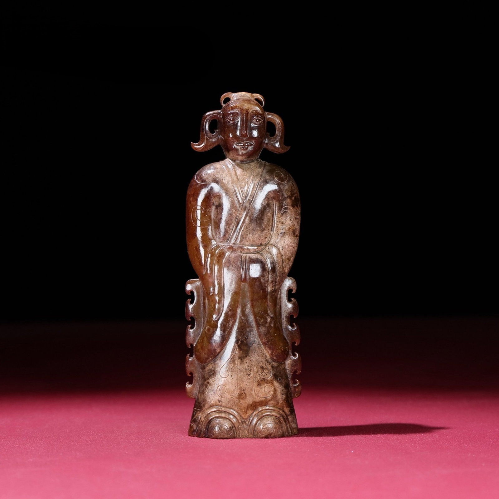 An Exquisite Archaic Jade Figure Ornament: An Exquisite Archaic Jade Figure Ornament,Ancient Time,China,Size:5inx1.7inx0.8in,Weight:177g 高古玉人物摆件,中国远古时期