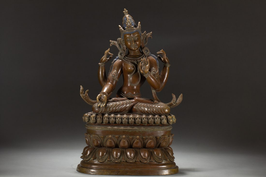 A Solemn Alloy Copper Statue of Bodhisattva (1 of 9)