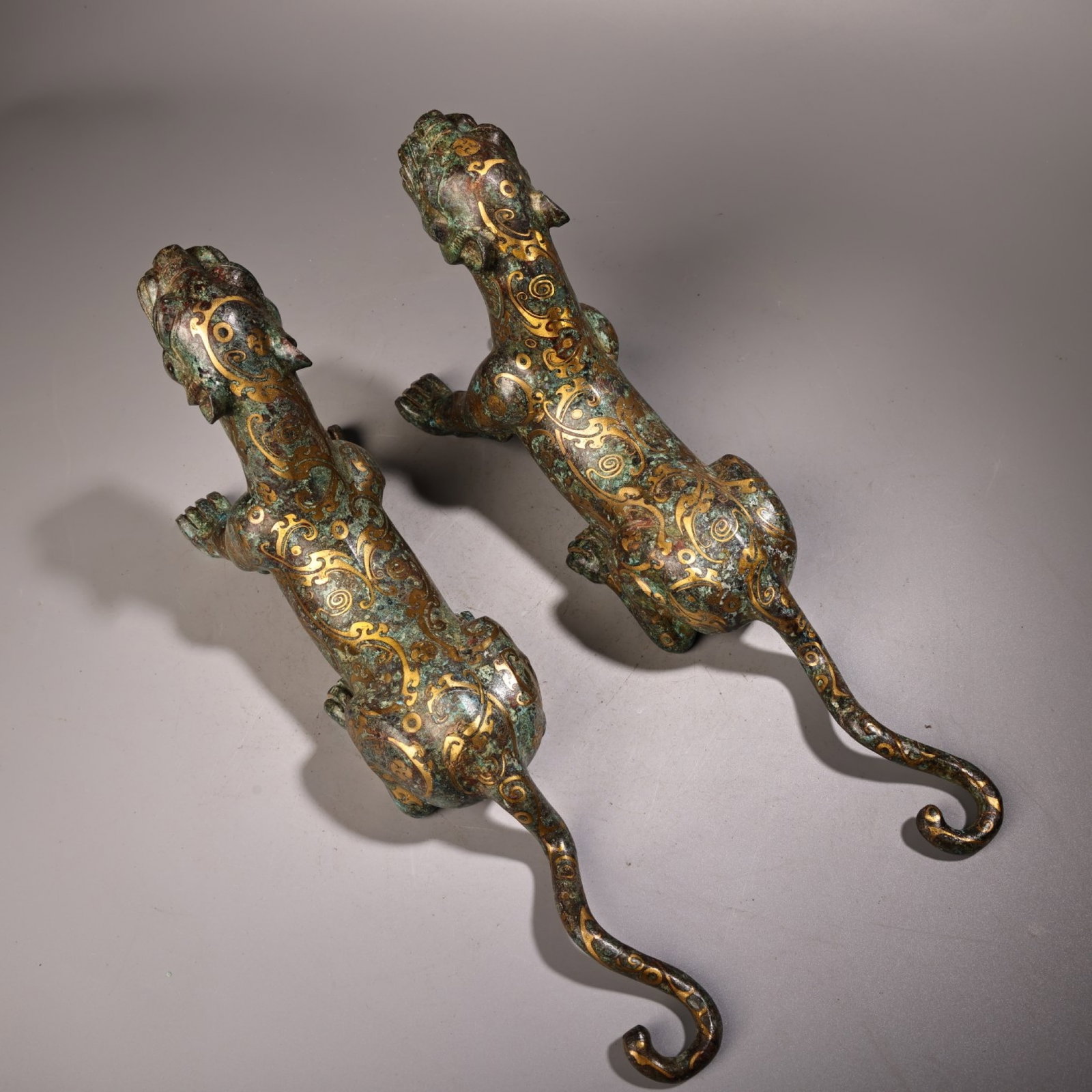 A Pair of Exquisite Bronze Inlaid Gold Tiger Ornaments,With Inscription (1 of 10)