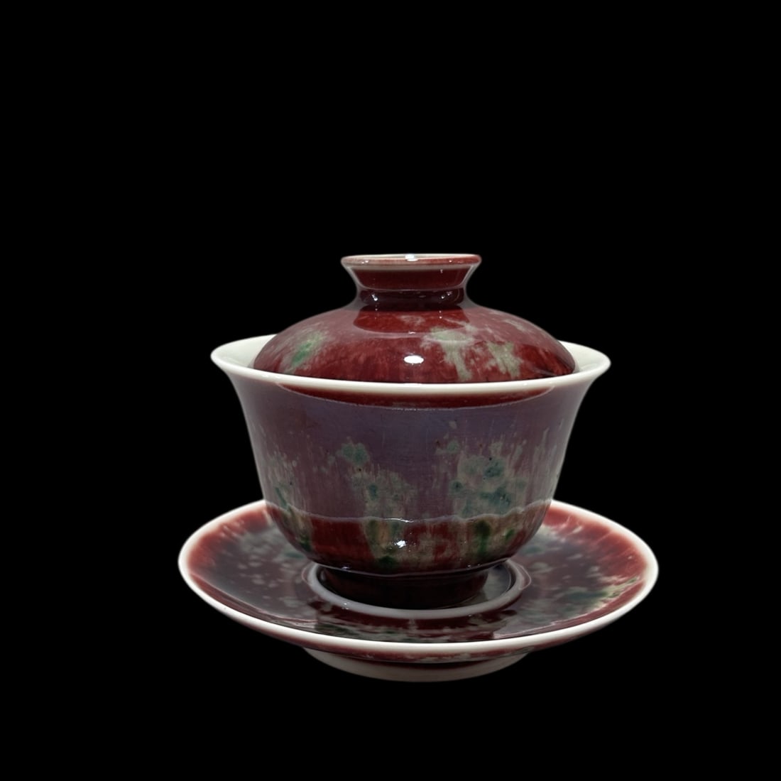 An Exquisite Ji Red Glazed Cover Cup,With Tray: An Exquisite Ji Red Glazed Cover Cup,With Tray,Qing Dynasty,China,Kangxi Six-character Mark,Size:3.9inx3.5in