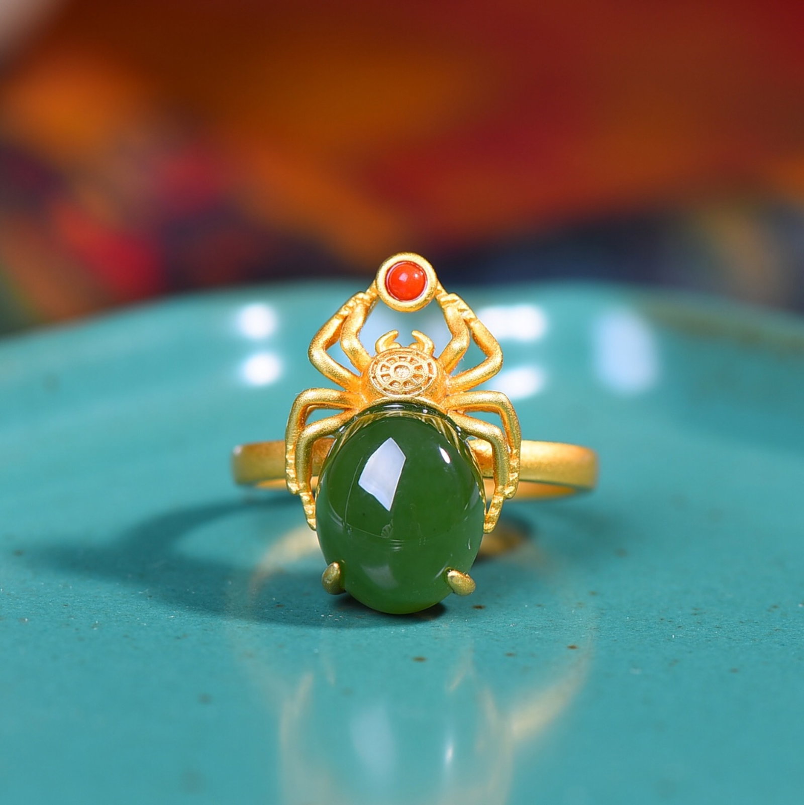 An Exquisite Sterling Silver-Gold Plated Inlaid Jasper Ring: An Exquisite Sterling Silver-Gold Plated Inlaid Jasper Ring,Size:0.4inx0.4in 纯银镀金镶碧玉戒指