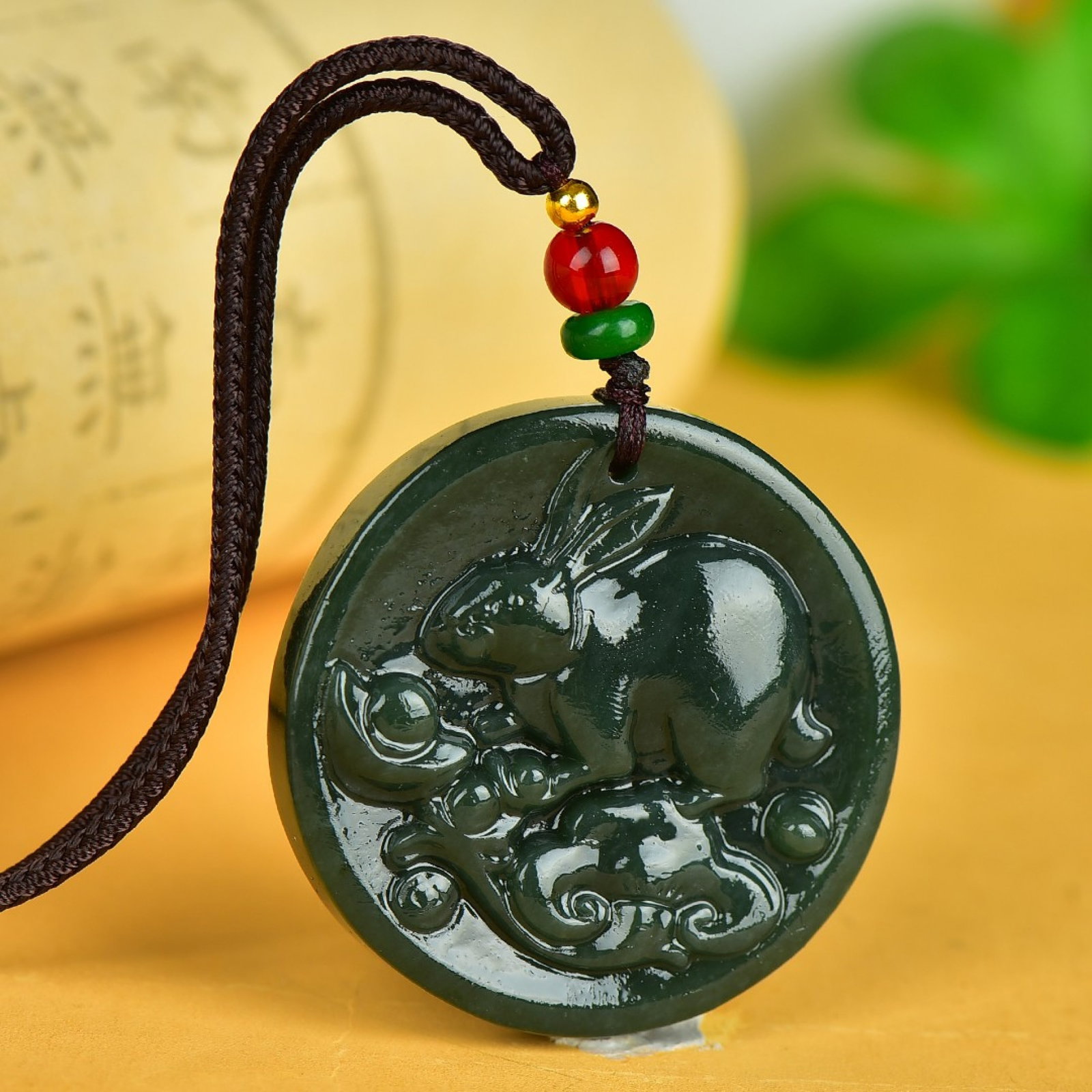 An Exquisite White Jade Rabbit Pattern Pendant - 2