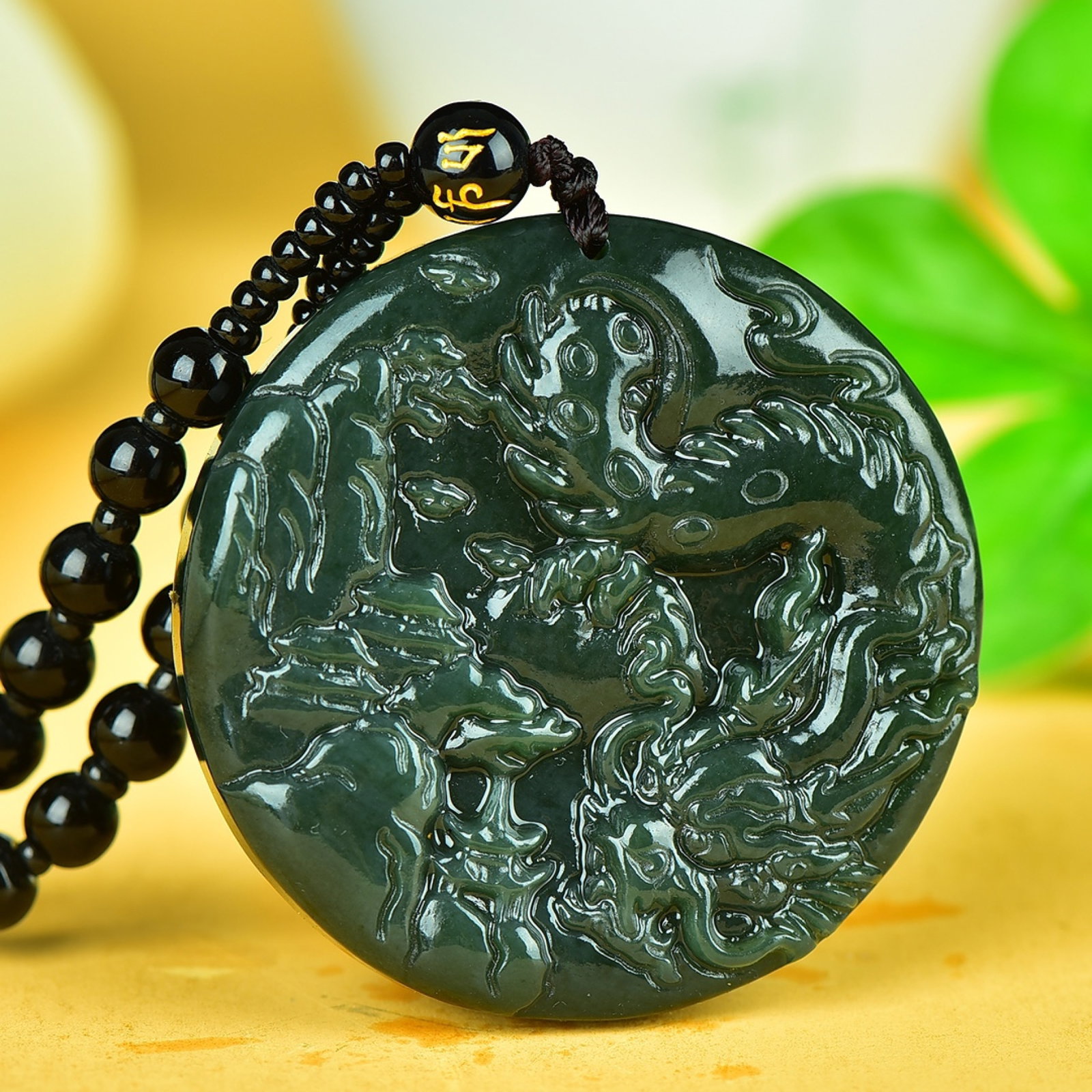 An Exquisite Jasper Landscape Pattern Pendant - 3
