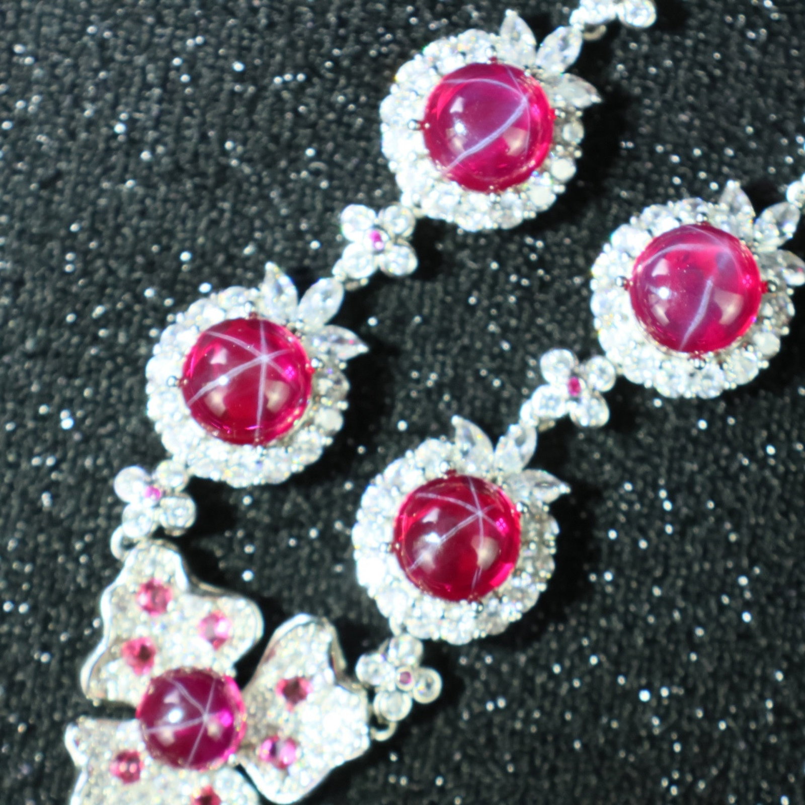 An Exquisite Necklace - 3