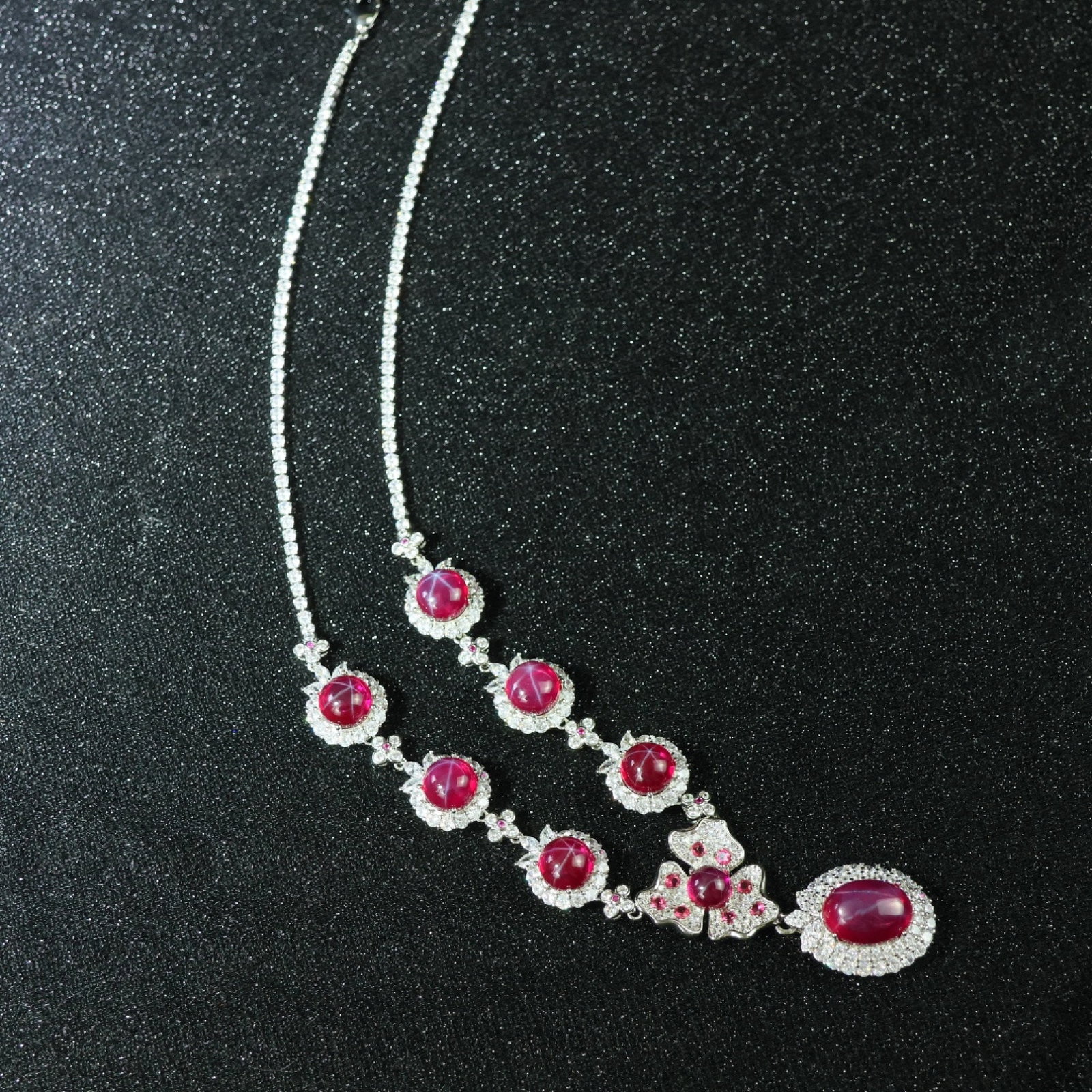 An Exquisite Necklace - 4