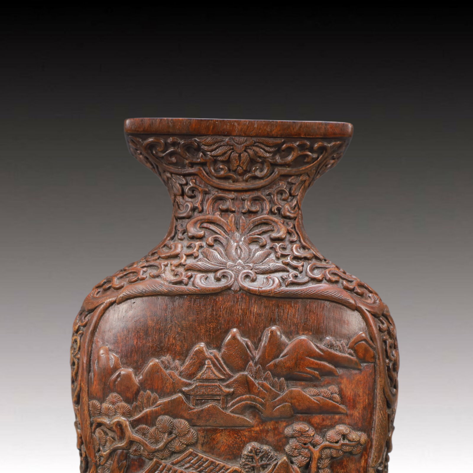A Rare Eaglewood Landscape Pattern Vase - 2