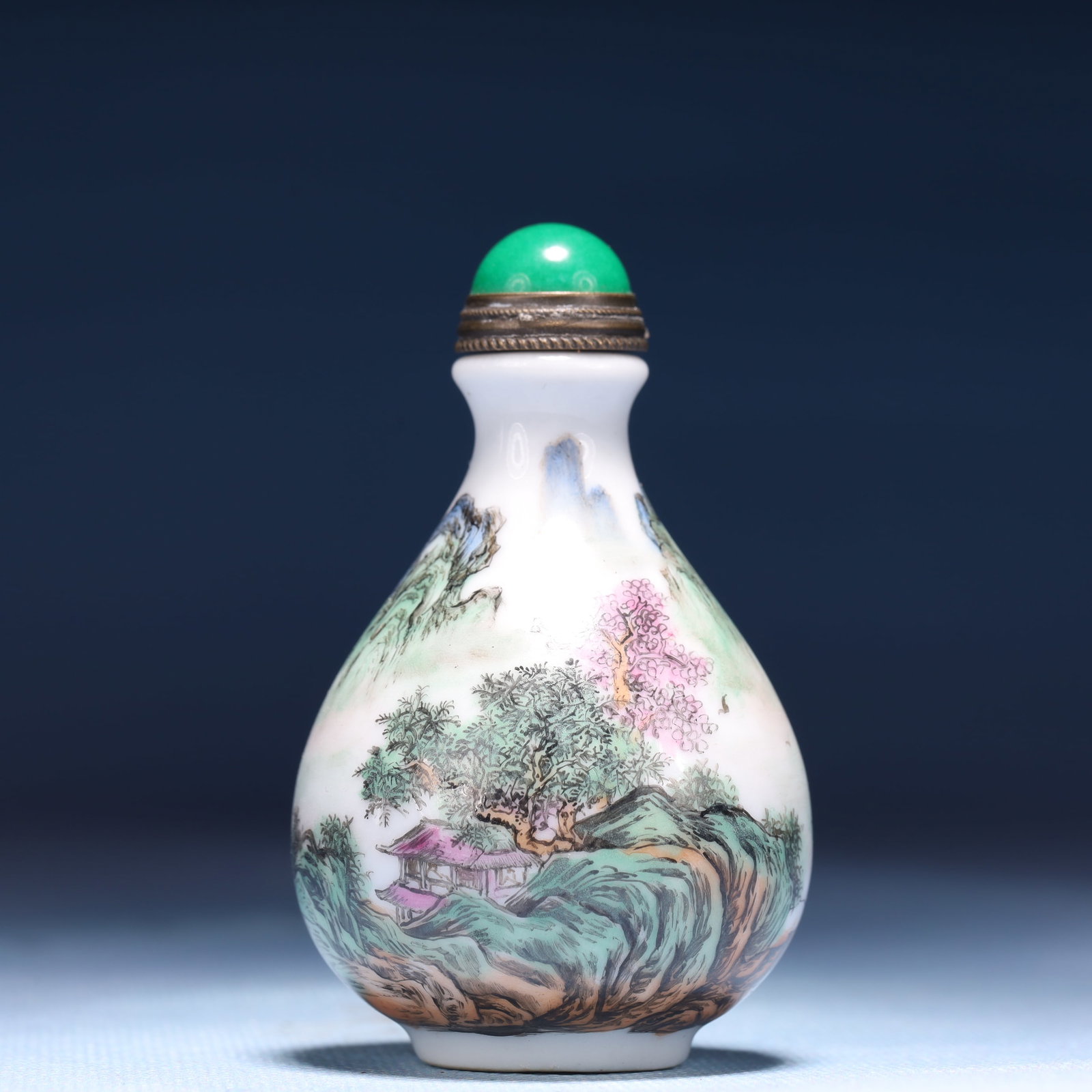 An Exquisite Enamel Landscape Pattern Snuff Bottle - 4