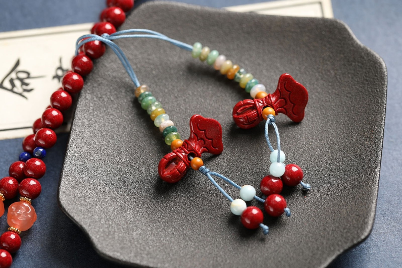 An Exquisite Cinnabar Bracelets - 5