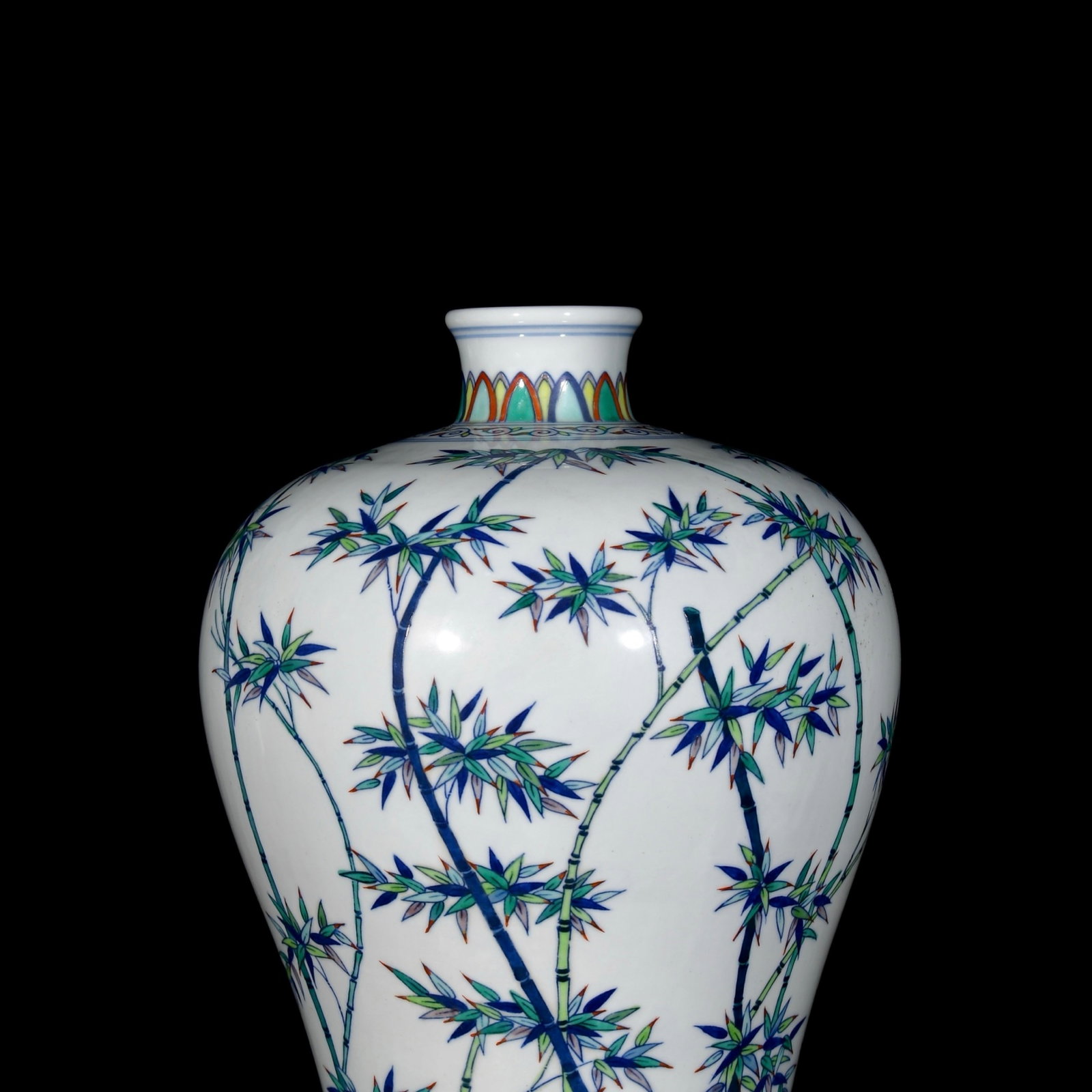 A Rare Doucai Bamboo Pattern Vase - 2