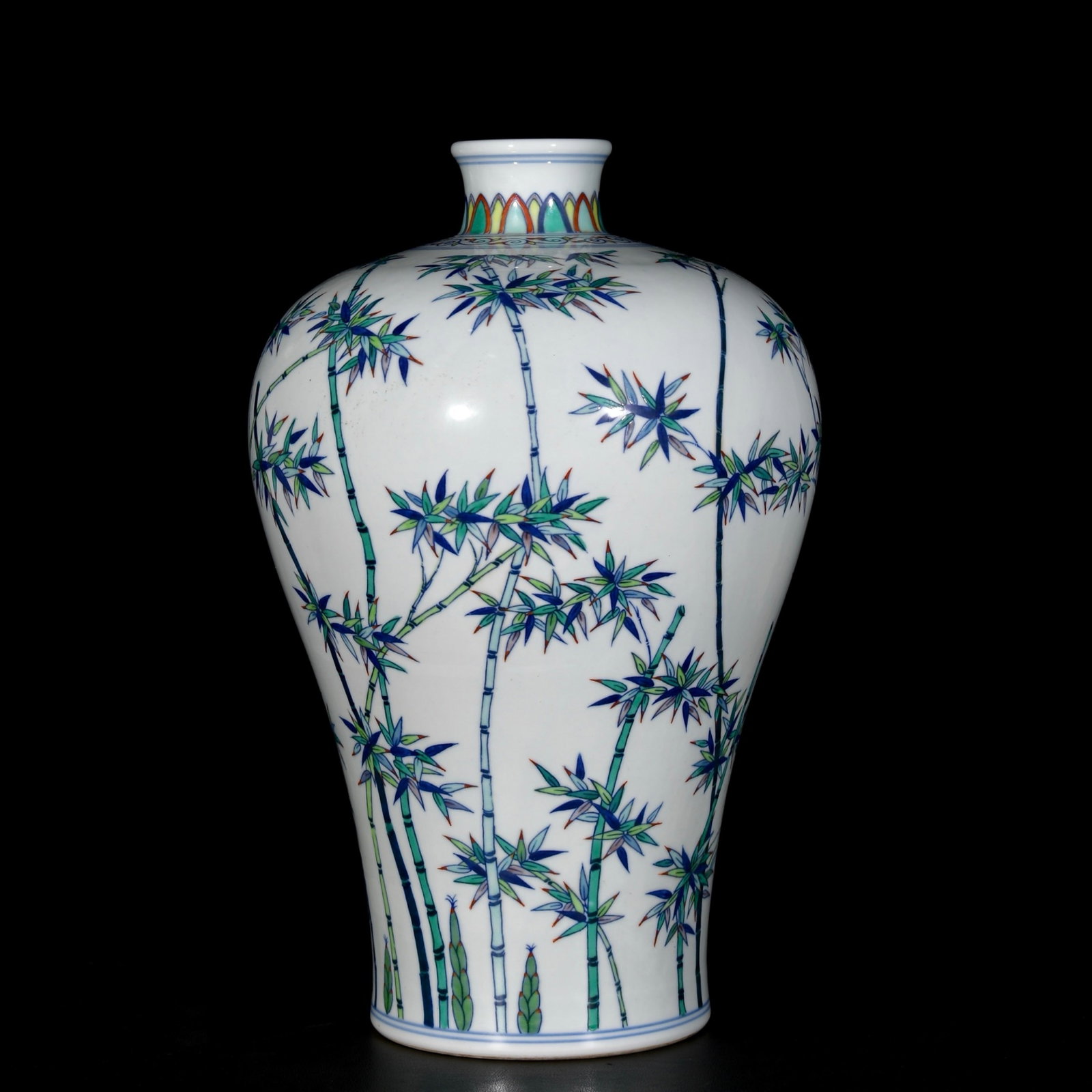 A Rare Doucai Bamboo Pattern Vase - 5